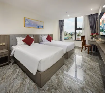 Pearl City Hotel Nha Trang Отели рядом с достопримечательностью «Музей океанографии»