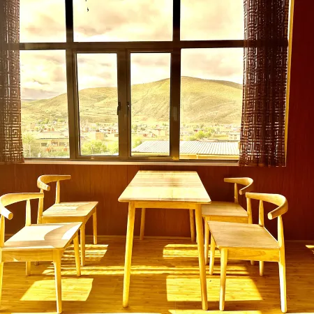 Qiongding Lianze Homestay