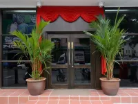 悠枕居 - Grand Inn 喬治市檳城飯店 檳城碼頭附近的飯店