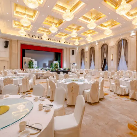 Yili Hotel