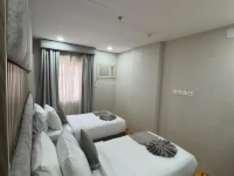 Sweet Land Hotel Hotels in Umluj