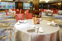 Wuzhou Riverside Grand Metropark Hotel - พร้อมอาหารเช้า