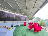 DARUL SALAM DUSUN RESORT & WATERPARK Hotels in Kerteh