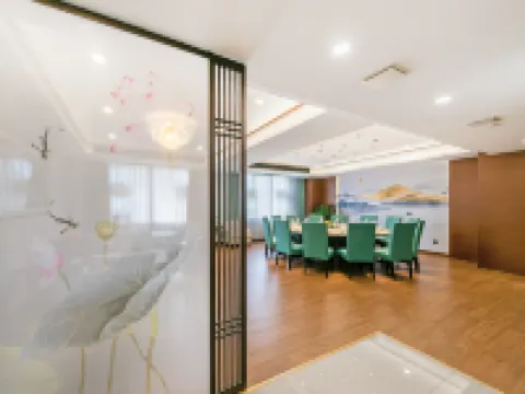 NEW OVERSEAS CHINESE HOTEL Hotels in Zhoushan