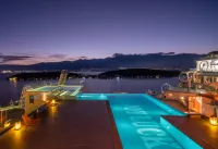 DALI JOY LUCK QINGSHI  HILLSIDE LAKEVIEW RESORT HOTEL - Infinity Pools