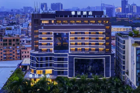 Yajv Hotel (Guangzhou Panyu Bridge Metro Station)