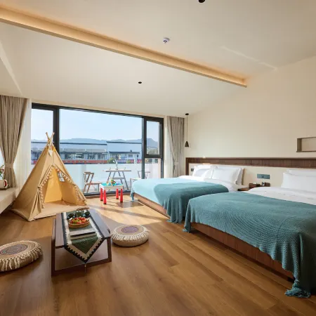 Floral Hotel·Cicada Retreat · Facing the Buddha （Sanctuary at the Heart of Jiuhua）
