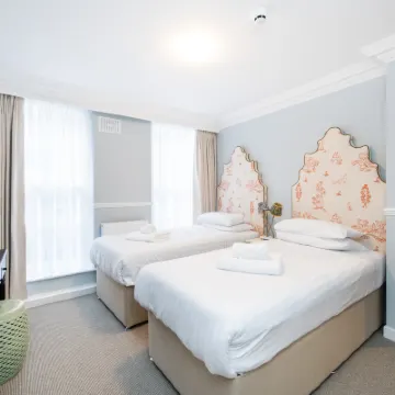 أمريكانا هوتل Hotels near متحف شرلوك هولمز