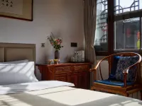 Floral Hotel·Yan Zhen ju quadrangle Hotel (Datong ancient city branch) Hotels near Datong Guandi Temple