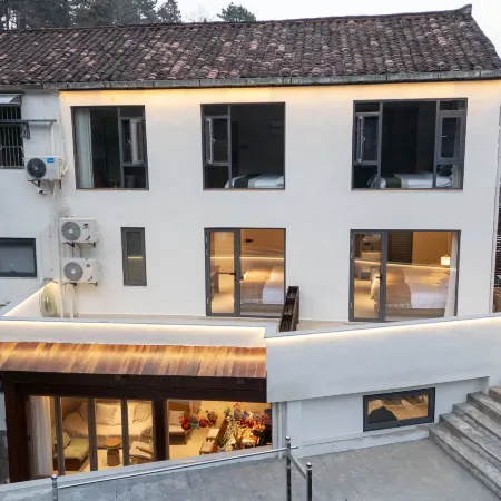 Jiuhua Mountain Senyu Homestay (Baisui Palace)