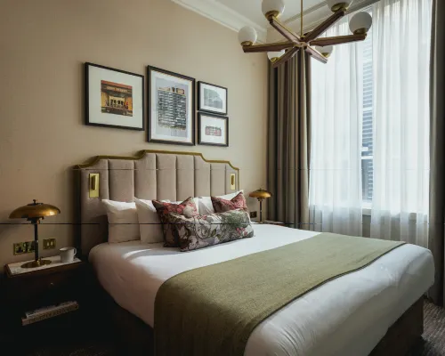 Native Glasgow Hotels near Argyll Arcade