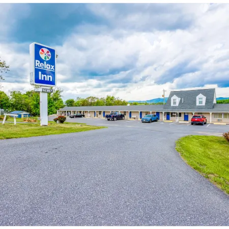 Relax Inn By OYO Natural Bridge I-81