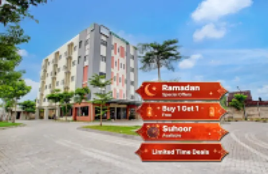 Townhouse Oak near The Park Mall Solo formerly D’Nawasena Guest House โรงแรมใน