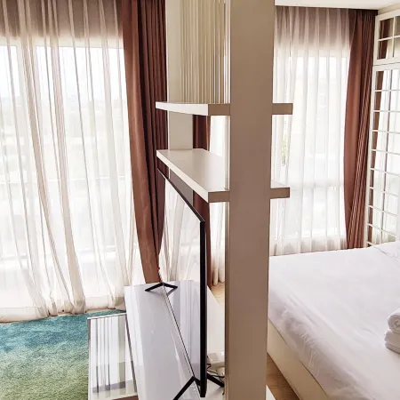 Cosy SeaView, High Floor, free Netflix Отели рядом с достопримечательностью «Гора Кхао-Саммук»