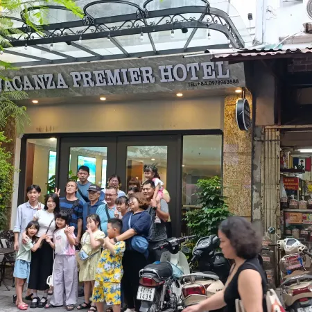 Hanoi Vacanza Premier Hotel
