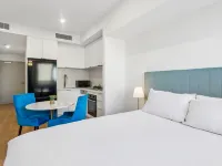 The Cullinan Apartments by CLLIX Hotels near Mile End