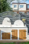 Newly Renovated 4 Bed House with Study in Richmond