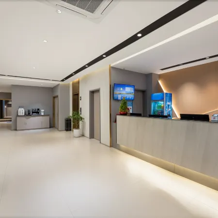 Kangbo Yun Hotel (Guangping County Railway Station People's Square)