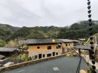 Yunxi Homestay (Yangmingshan National Forest Park) - vue sur la montagne