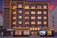 Maxi Hotel