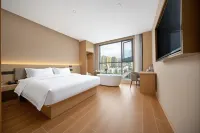 Wujiang Guanyue Hotel (Tongren Yanhe Branch)