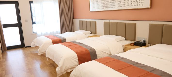 Shisan Jian · Thirteen Rooms Mountain Wild Simple Luxury Vacation Boutique Stay (Jinghe) Hotel a Jinghe