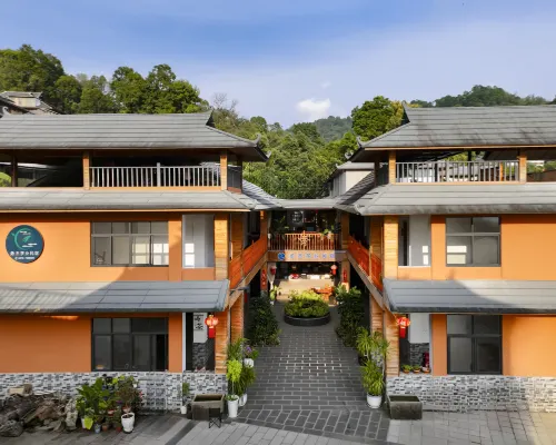 Sea of Clouds at Sun | Leisure and Holiday Courtyard Eksterior Photos