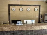 Weihui Yiju Hotel (Bus Station) Hotel a Weihui