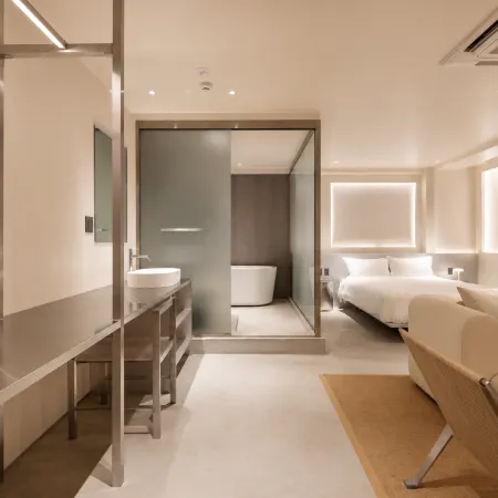 Tora Hotel Ueno 5-chome