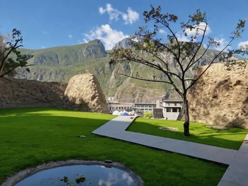 MINGTANG INN CURATE
