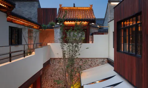 Langyue Hot‑spring Resort Homestay (Xinzhou Ancient Town Branch)