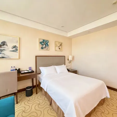 Blue Horizon Jun Hua Hotel
