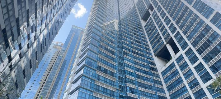 Thompson Suites BGC (Uptown Parksuites Tower 1) Hotels in Taguig