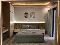 Light Star Villa - 2-Star