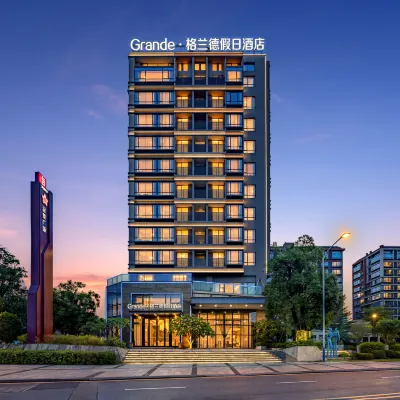Foshan Grande · Grand Holiday Hotel (Shunde Longjiang Town) Hotels near The Ninth People's Hospital of Nanhai
