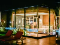 Mirror Mirror Hotel Cafe & Restaurant Hotel in zona Spiaggia Suan Son