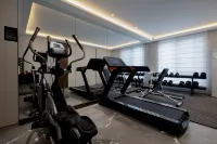 Qinglan Mingtin Hotel (Xuancheng High-Speed Railway Station Guogou Plaza) - parking