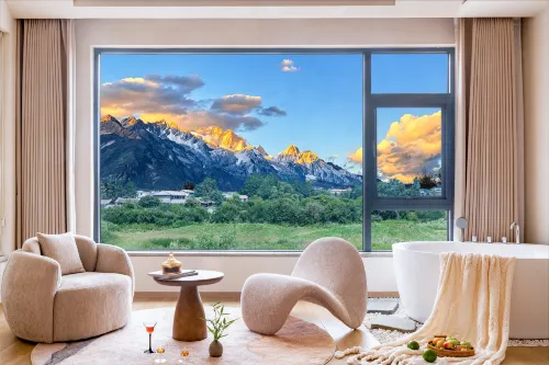 Wuyueli・Daydream丨Full View360° Panoramic Sunshine Golden Mountain Boutique Stay (Baisha Old Town) - 3-Star