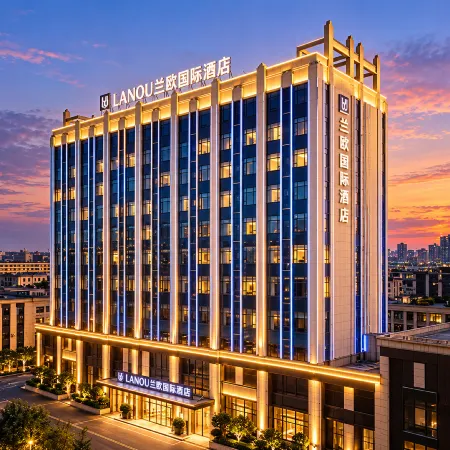 Lanou International Hotel (Xinyang Luoshan Jianghuai South Road)