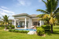 Vinpearl Cua Sot Resort, Affiliated by Meliá - Pools