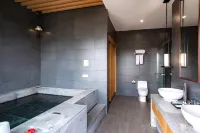 Qingyuan Fogang Jiangnanhui · Full Suite Six Hot Spring Pools · Pool Villa - Villas