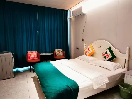 Huameishi Apartment Отели в г. Чэнву