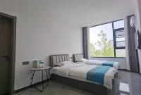 See Mountain Cloud House in New Mixi Garden