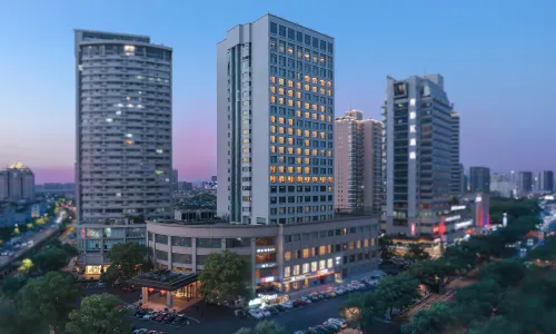 Kingdom Hotel