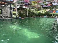 Huitang Huatian City Hot Spring Resort Hotel - Pools