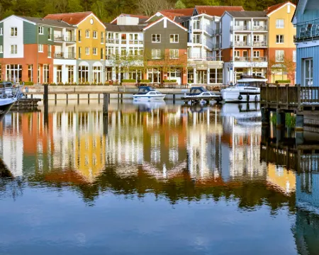 Sunday Resort Marina Wolfsbruch Hotels in Kleinzerlang