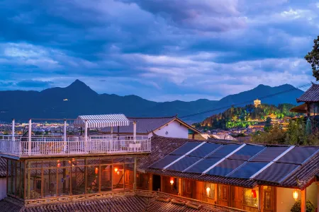 Tianmu Yunju·Retro Xiangyun Ancient City Panoramic View Light Luxury Beauty Suite