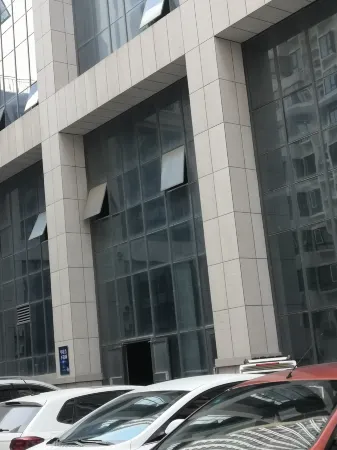 Sky City Homestay Отели в г. Синьи