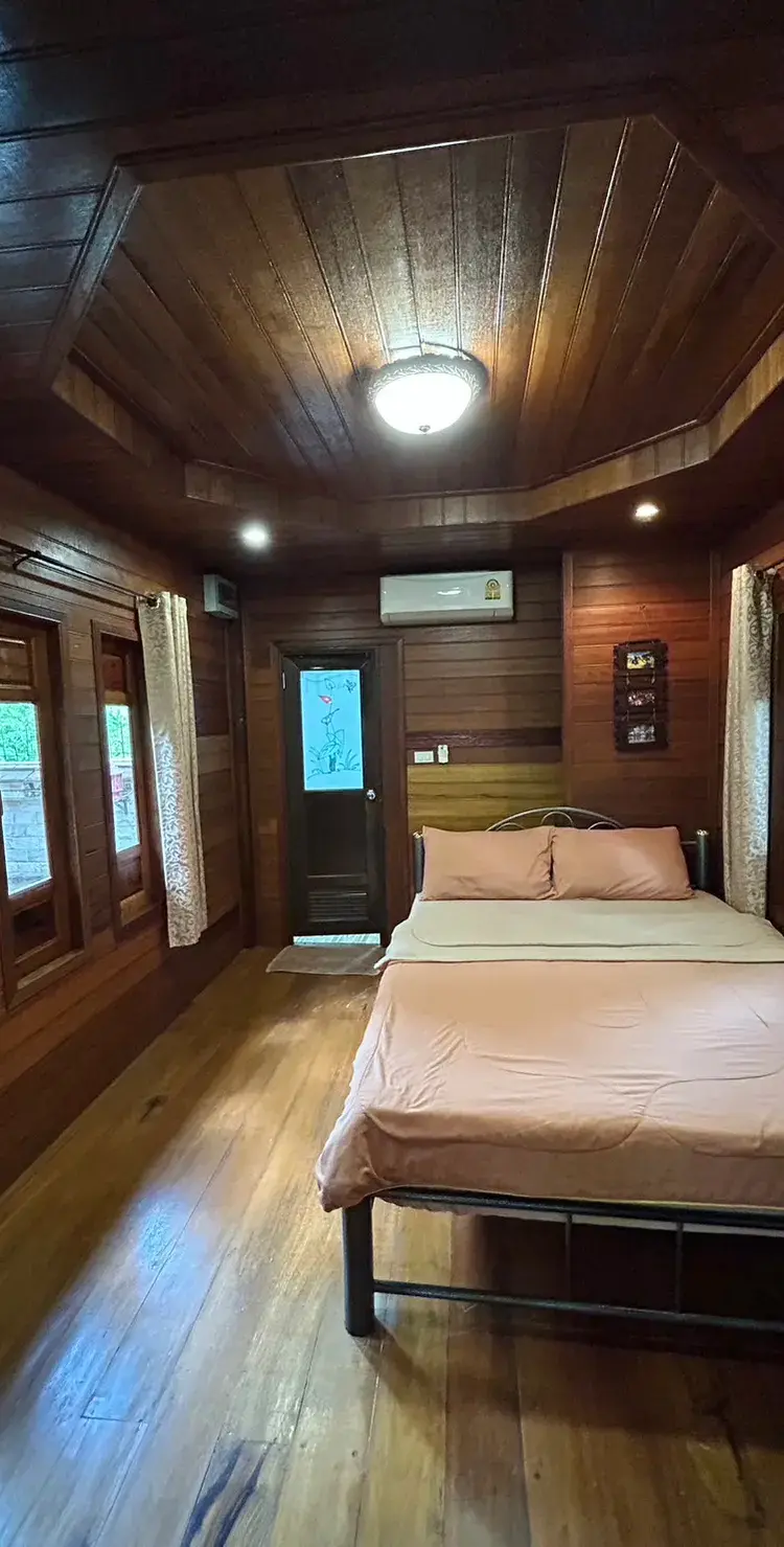 บ้านทรงไทย Monkey Room
