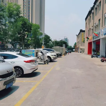 GreenTree Inn Express Hotel (Jinan Pingyin County Ginza Mall Store)